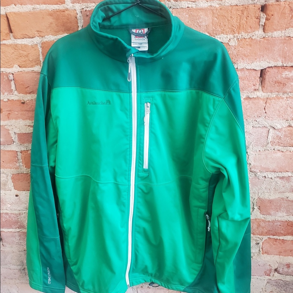 Avalanche Men’s Two Toned Green Zip Up Ski Jacket